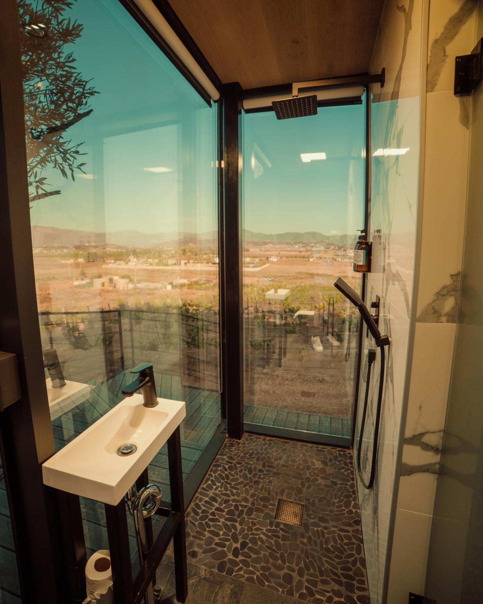 Bajo Estrellas Hotel Contemporaneo Valle de Guadalupe Εξωτερικό φωτογραφία