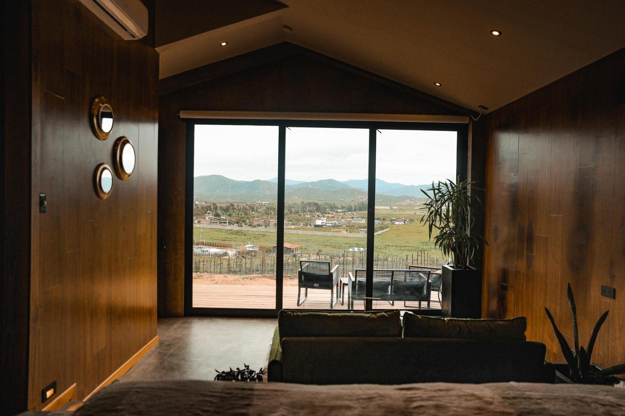 Bajo Estrellas Hotel Contemporaneo Valle de Guadalupe Εξωτερικό φωτογραφία