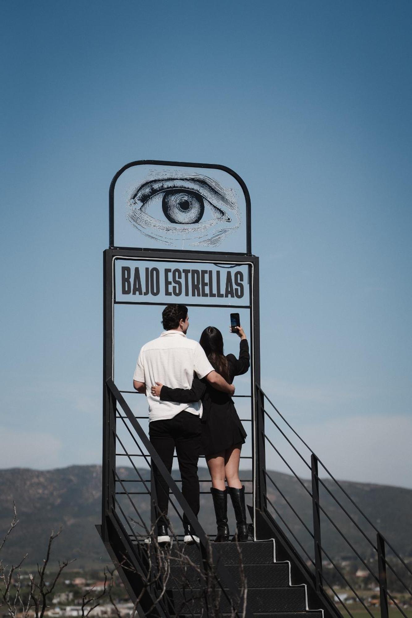 Bajo Estrellas Hotel Contemporaneo Valle de Guadalupe Εξωτερικό φωτογραφία